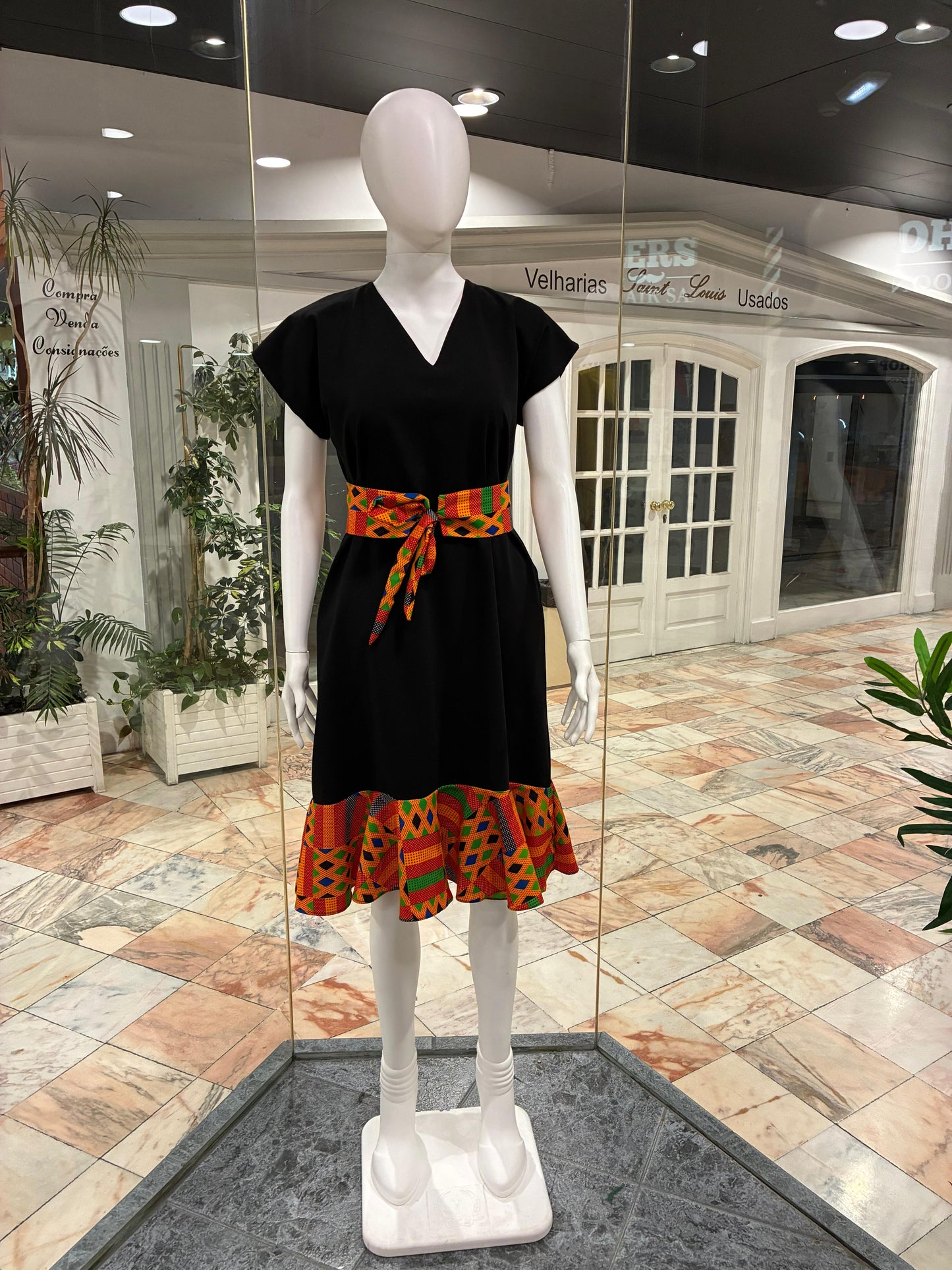 Vestido casual manga japonesa com cinto sem presilha